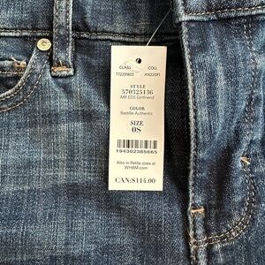 MR ED5 Girlfriend Jeans in Blue